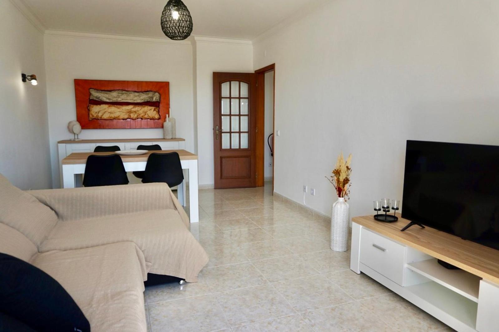 Cozy Alvor Retreat - Sunset Balcony, Wi-Fi & Ac Lägenhet Exteriör bild